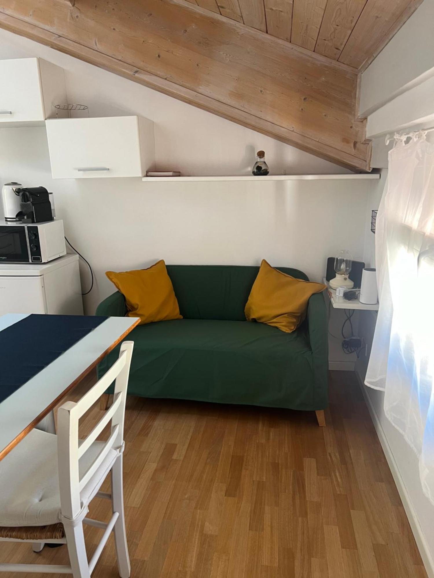 La Mansarda In Centro Apartment Modena Bagian luar foto